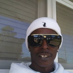 Meet your Posher, Raymond